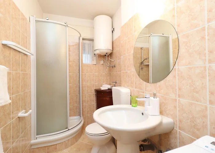 Happy, Perfect For Two, With Seaview Balconies And Free Parking Apartamento *